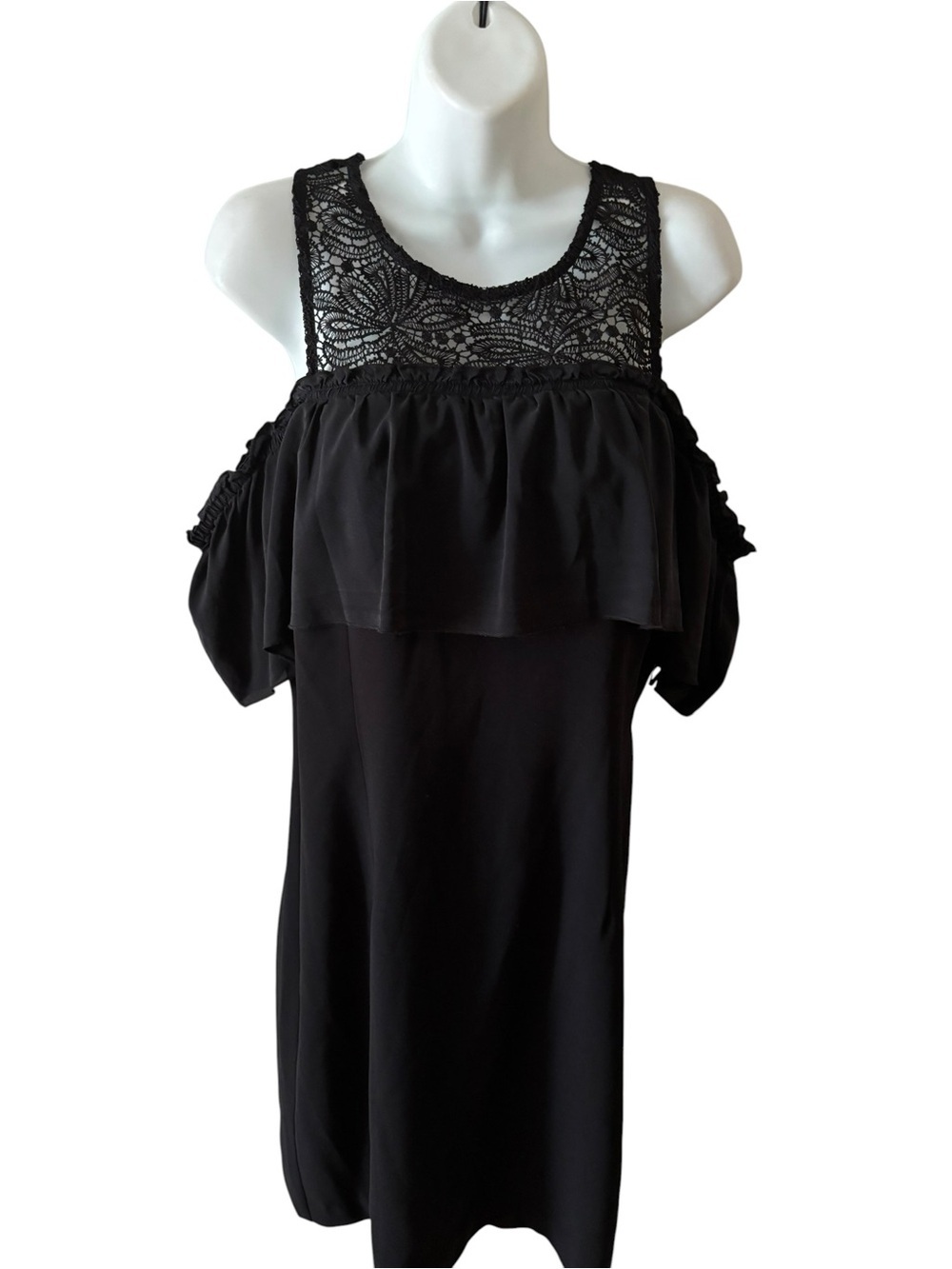 Trina Turk Lauren SILK Cold Shoulder Black Lace Sheath Dress 10 Cocktail Hour